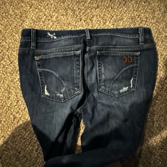 Very good condition. Light wear throughout - Picture 3 of 3